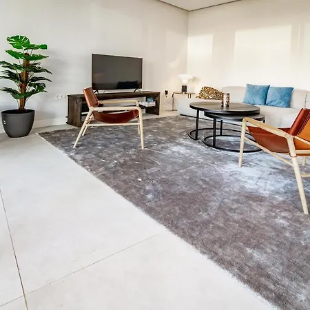 Apartment Te- Luxury Resort, Front Line Beach, Families Only Estepona