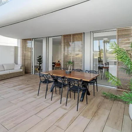 Te- Luxury Resort, Front Line Beach, Families Only Apartment Estepona