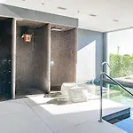 Διαμέρισμα Te- Luxury Front Line Families Only *