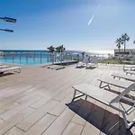 Te- Luxury Front Line Families Only Διαμέρισμα