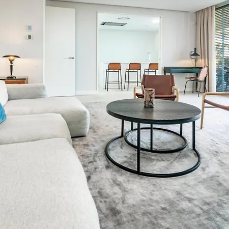 Apartment Te- Luxury Front Line Families Only *