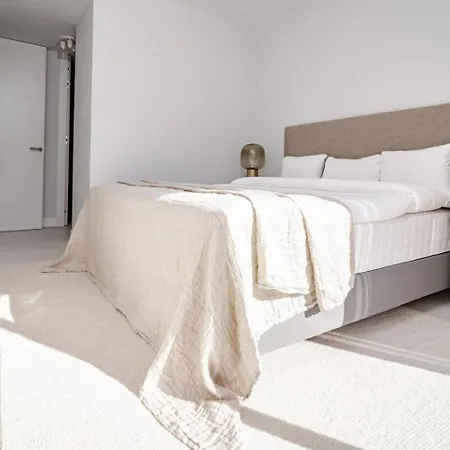 Te- Luxury Front Line Families Only Apartment