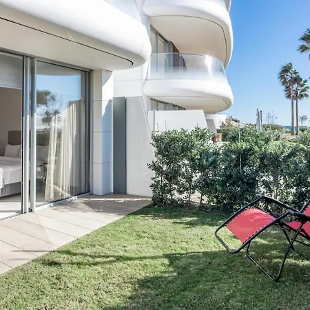 Te- Luxury Resort, Front Line Beach, Families Only אסטפונה