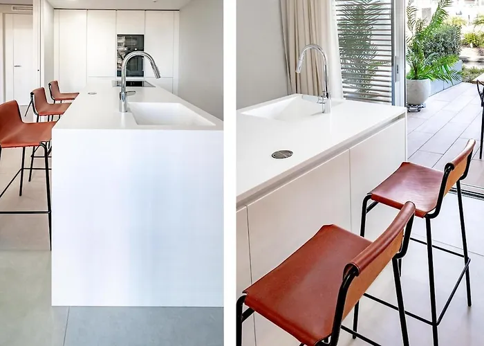 Te- Luxury Front Line Families Only Apartament Estepona