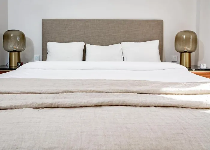 Apartament Te- Luxury Front Line Families Only