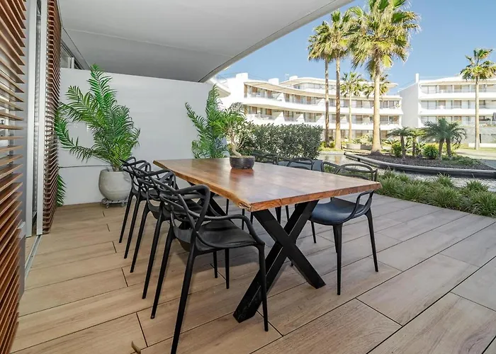 Te- Luxury Front Line Families Only Estepona