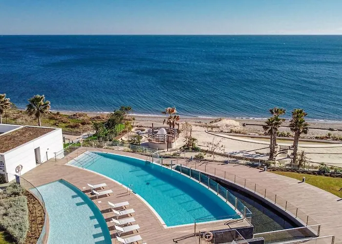 Apartment Te- Luxury Front Line Families Only Estepona