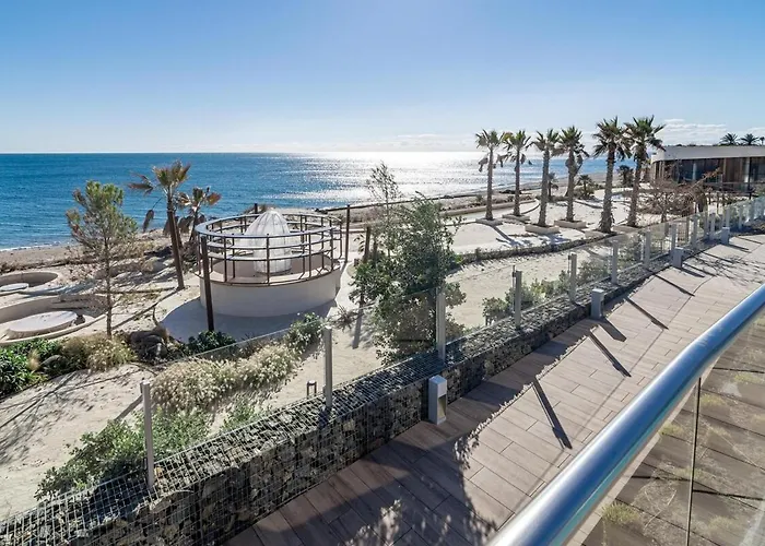 Te- Luxury Front Line Families Only Estepona