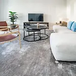 Te- Luxury Front Line Families Only