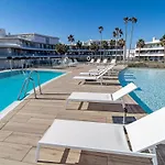 Appartement Te- Luxury Front Line Families Only