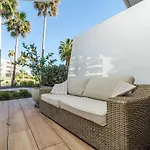 Appartement Te- Luxury Front Line Families Only *