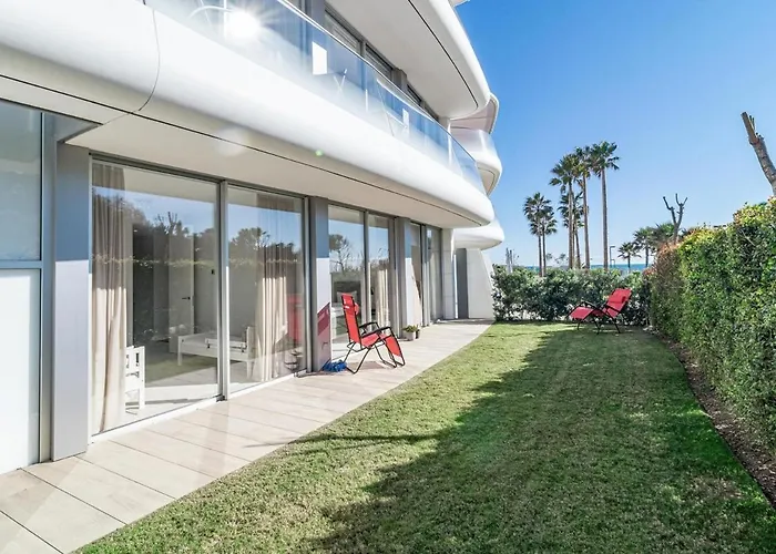 Te- Luxury Front Line Families Only